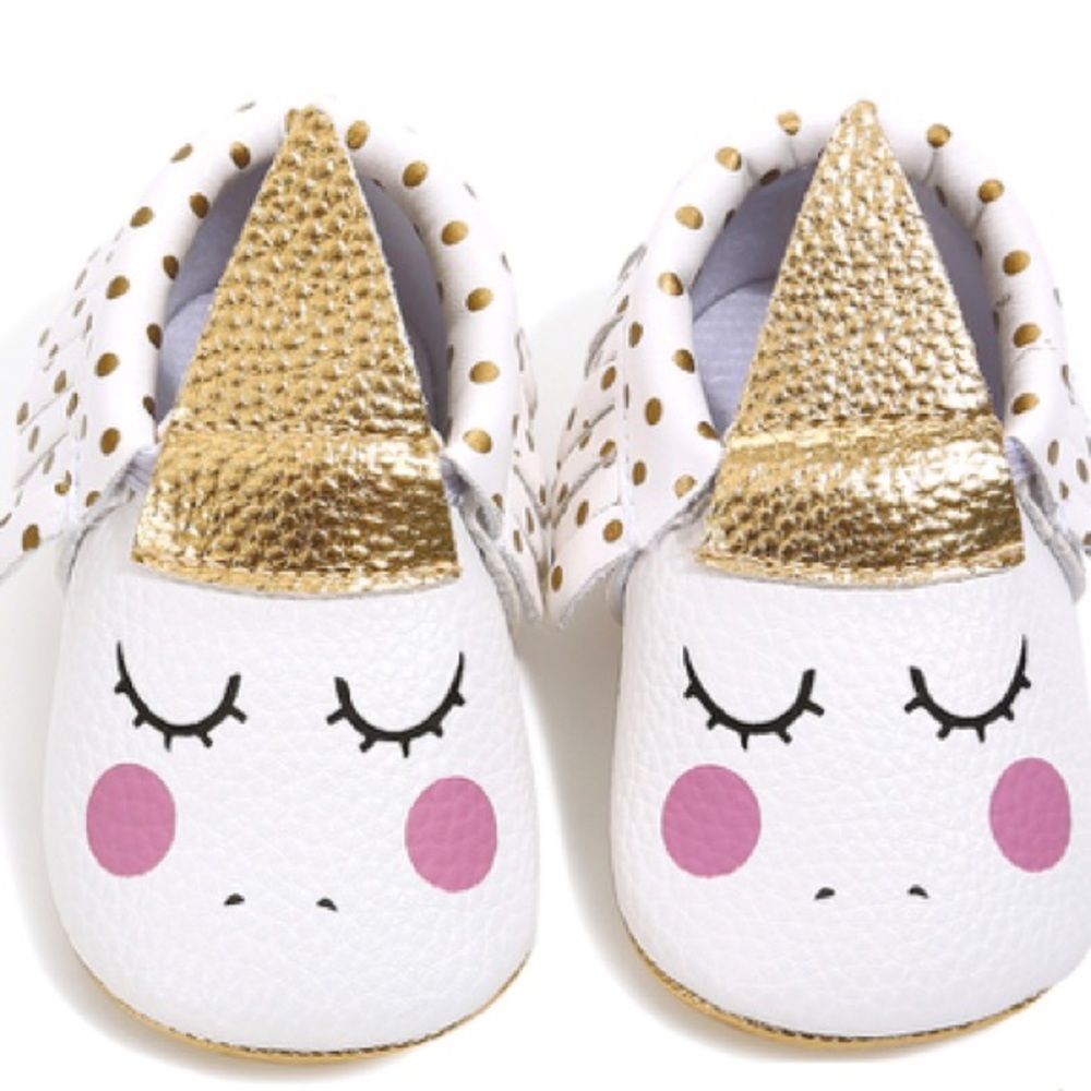 Sleeping Unicorn Polka Dot Fringe Baby Moccasins
